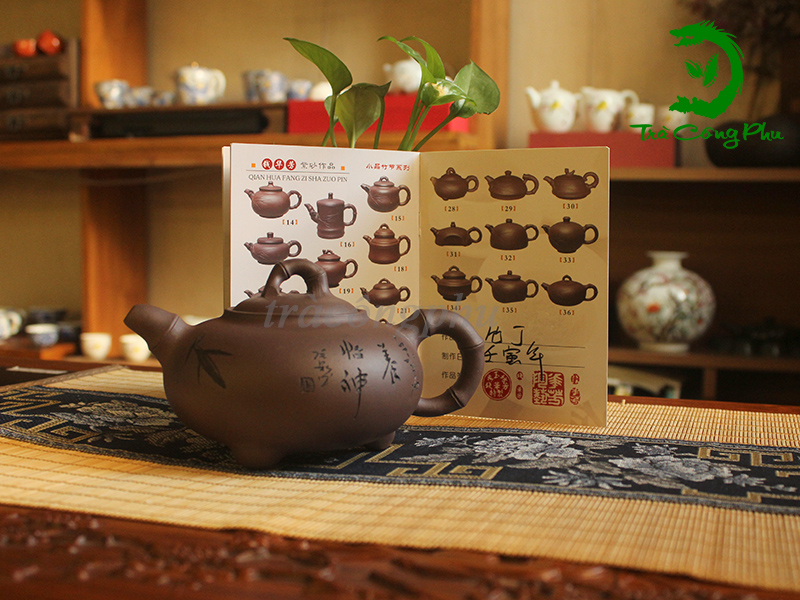 Ấm Tử Sa Nghi Hưng Quai Trúc - ATS1258